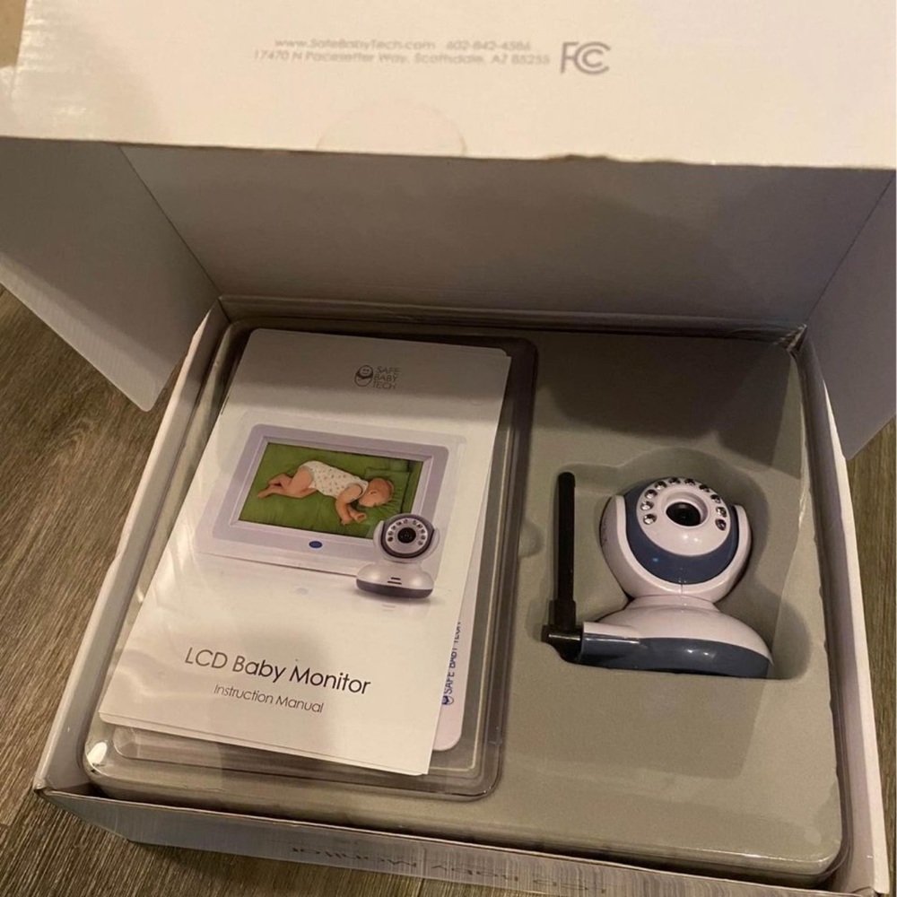 LCD Baby monitor full color / BRAND NEW